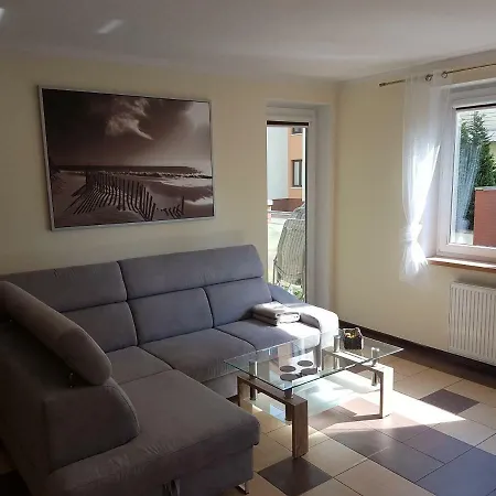 Apartment Z Ogrodkiem Pomerania